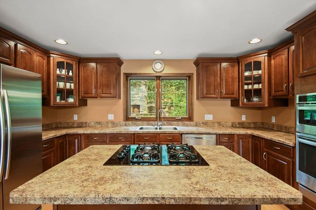 30329 Beachview Lane, Waterford, WI 53185