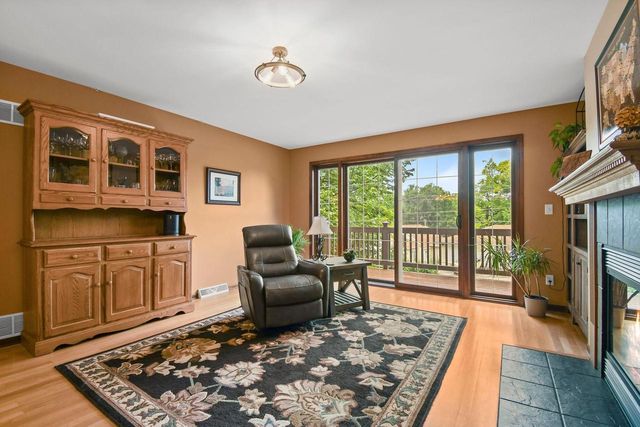 30329 Beachview Lane, Waterford, WI 53185