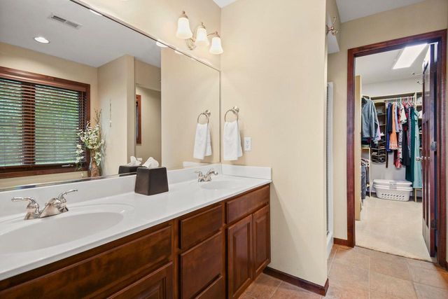30329 Beachview Lane, Waterford, WI 53185