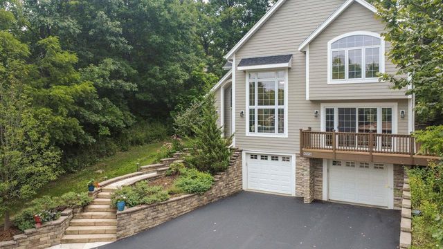 30329 Beachview Lane, Waterford, WI 53185