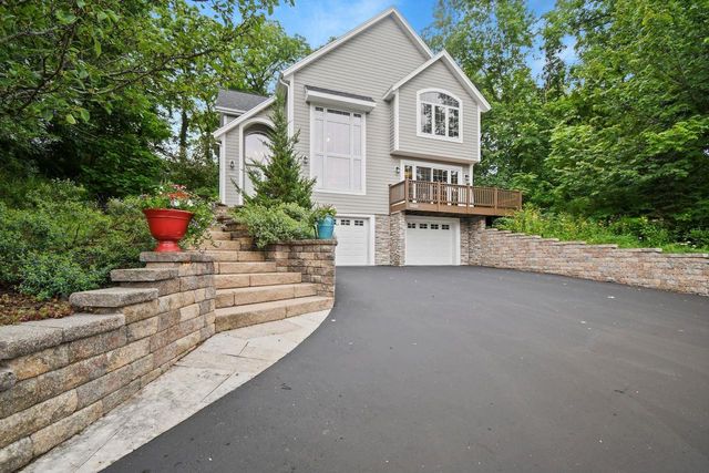 30329 Beachview Lane, Waterford, WI 53185