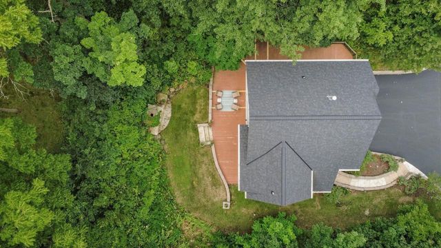30329 Beachview Lane, Waterford, WI 53185
