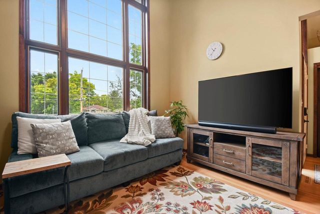 30329 Beachview Lane, Waterford, WI 53185