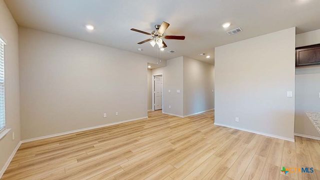3057 Creekside Hills Boulevard, Copperas Cove, TX 76522