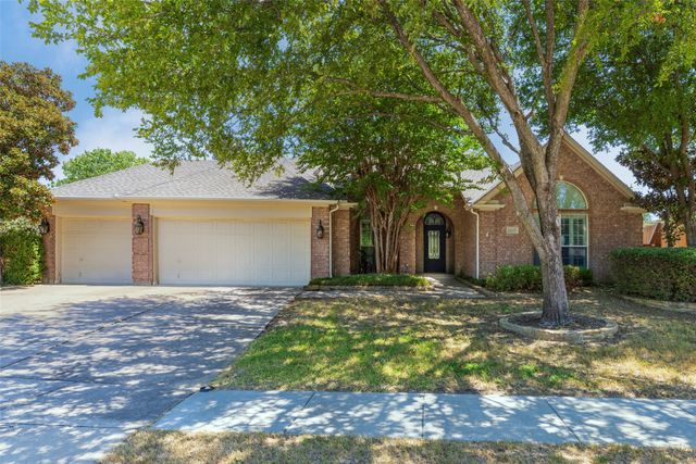 1620 Babbling Brook Drive, Grand Prairie, TX 75050