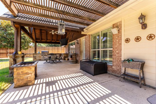 1620 Babbling Brook Drive, Grand Prairie, TX 75050