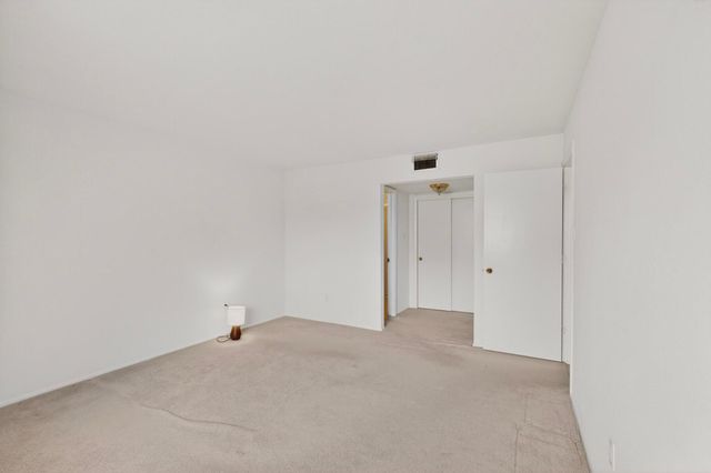 905 Country Club Drive SE APT F, Rio Rancho, NM 87124