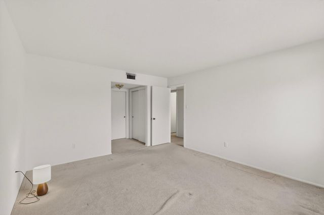 905 Country Club Drive SE APT F, Rio Rancho, NM 87124