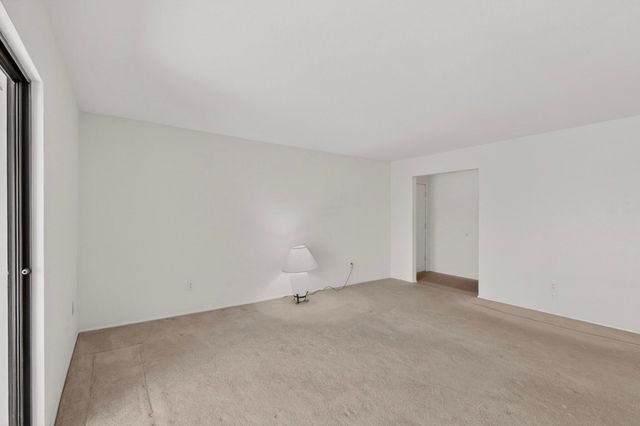 905 Country Club Drive SE APT F, Rio Rancho, NM 87124