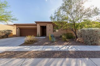 2944 S Smokin Pistol Way, Tucson, AZ 85713