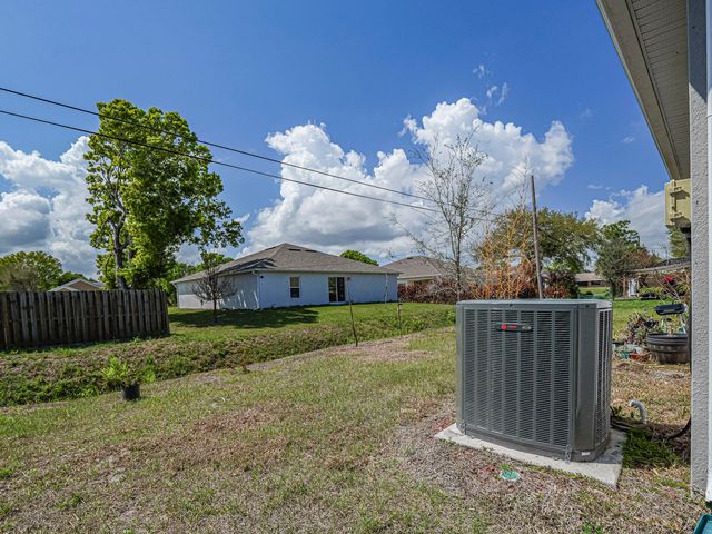 1031 Topsail Lane, Sebastian, FL 32958