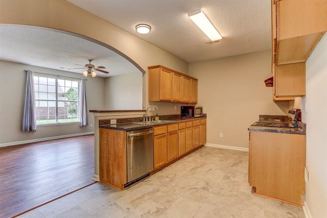 1258 CARLTON RIDGE DR, Cordova, TN 38018