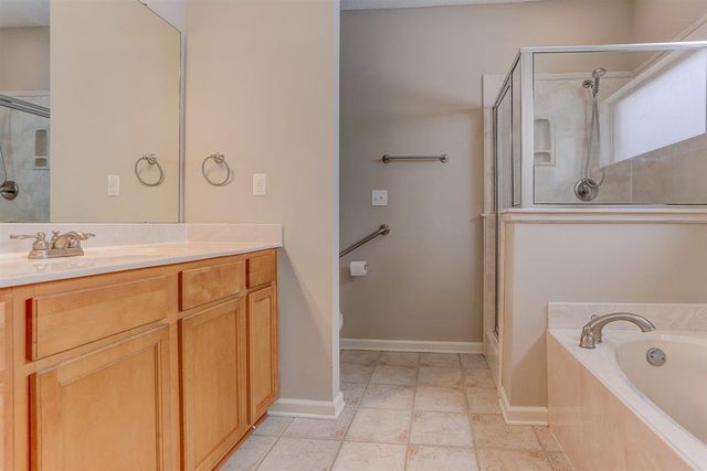 1258 CARLTON RIDGE DR, Cordova, TN 38018