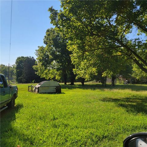 1069 W Highway 62, Berryville, AR 72616