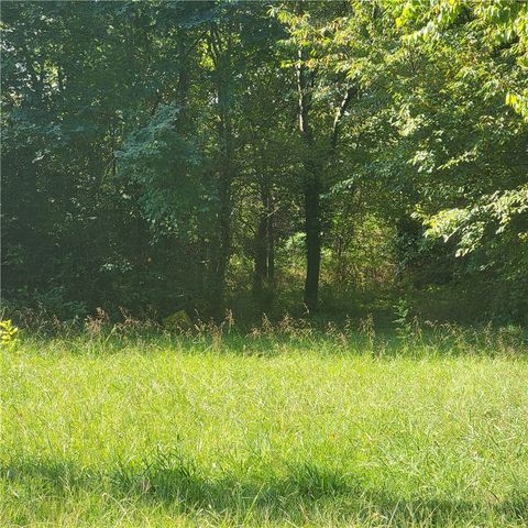 1069 W Highway 62, Berryville, AR 72616