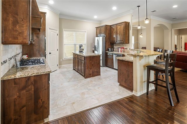 8625 Green Branch Loop, Bryan, TX 77808