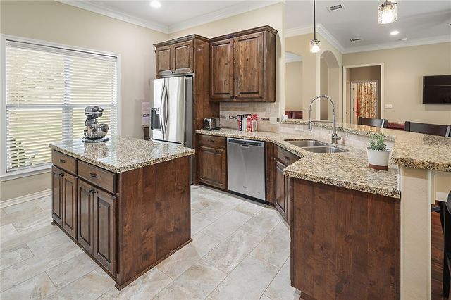 8625 Green Branch Loop, Bryan, TX 77808