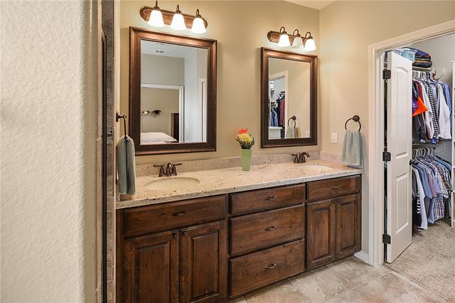 8625 Green Branch Loop, Bryan, TX 77808