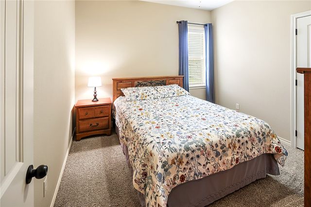 8625 Green Branch Loop, Bryan, TX 77808