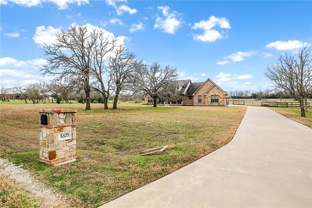 8625 Green Branch Loop, Bryan, TX 77808
