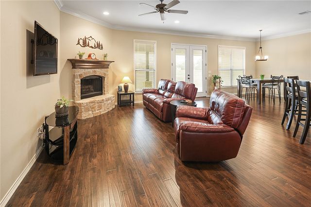 8625 Green Branch Loop, Bryan, TX 77808