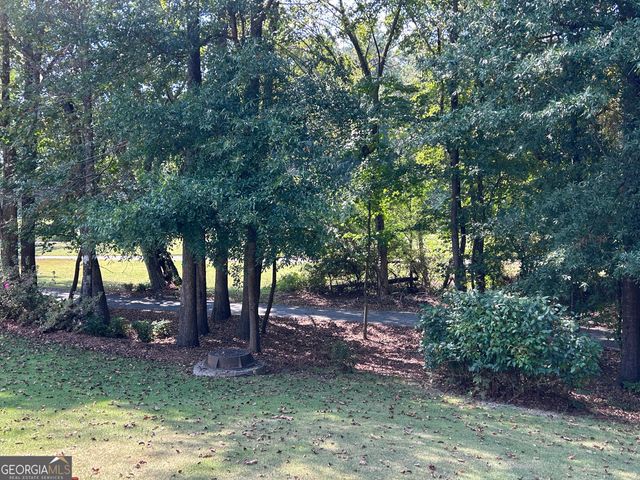 1018 Pinehurst Drive, Peachtree City, GA 30269