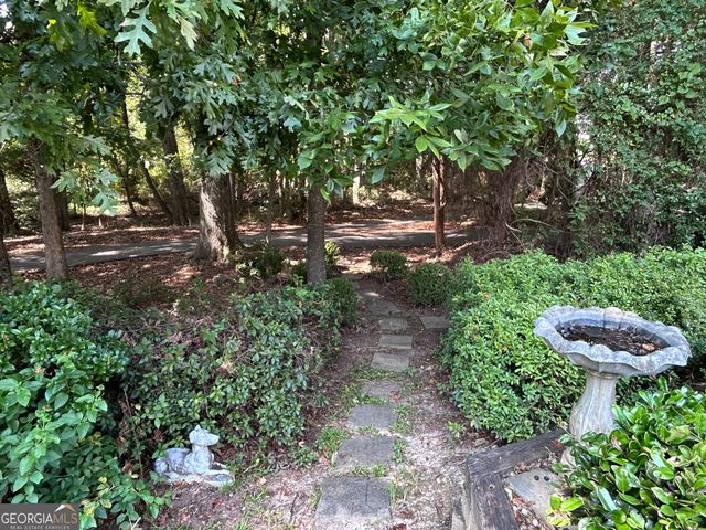 1018 Pinehurst Drive, Peachtree City, GA 30269