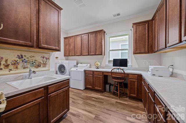 7139 Hanging Rock Court, Denver, NC 28037