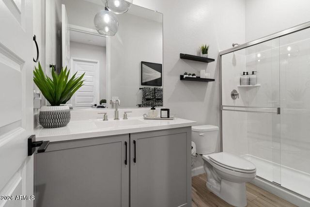 5122 E VILLAGE Drive, Scottsdale, AZ 85254