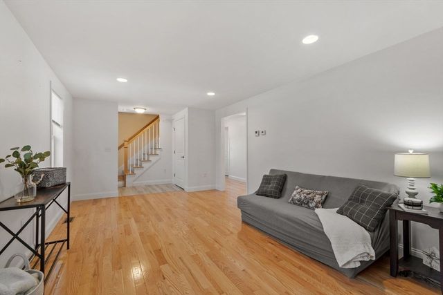 51 Valley Rd, Tewksbury, MA 01876