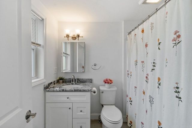 51 Valley Rd, Tewksbury, MA 01876