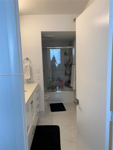 20225 NE 34th Ct 1016, Aventura, FL 33180