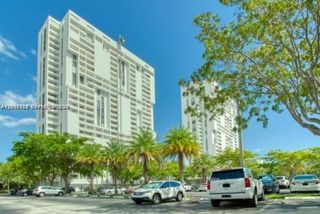 20225 NE 34th Ct 1016, Aventura, FL 33180