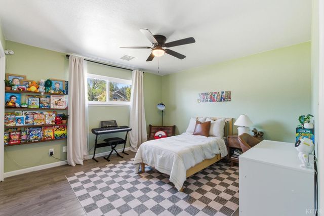 8895 14th Avenue, Hanford, CA 93230