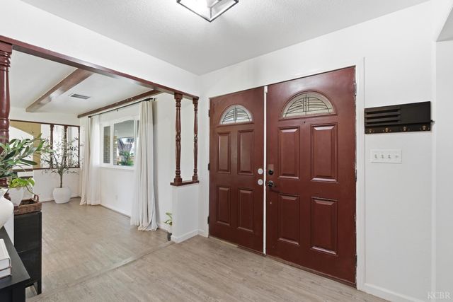 8895 14th Avenue, Hanford, CA 93230