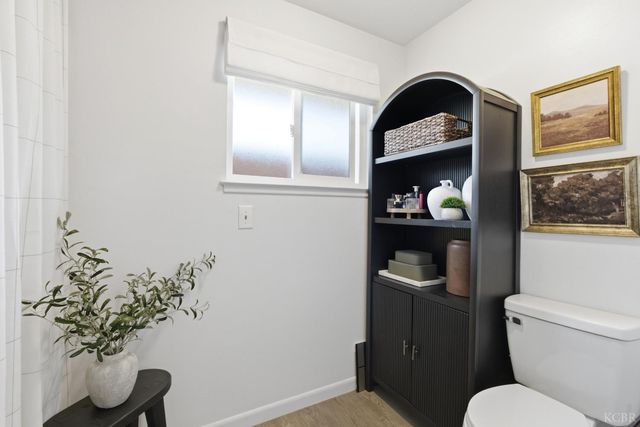 8895 14th Avenue, Hanford, CA 93230