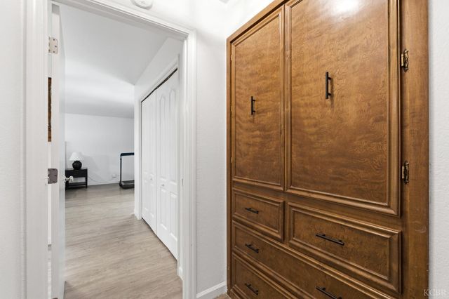 8895 14th Avenue, Hanford, CA 93230