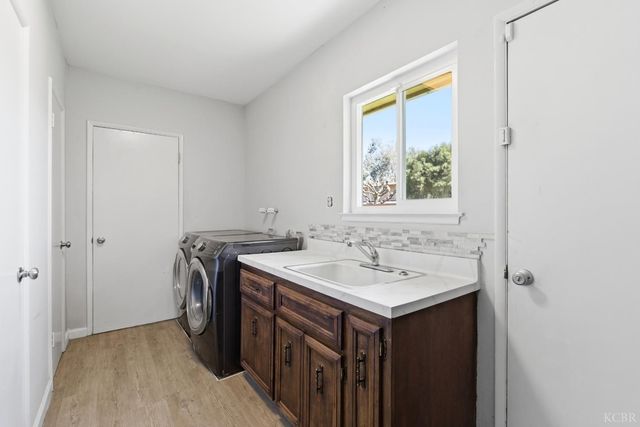 8895 14th Avenue, Hanford, CA 93230