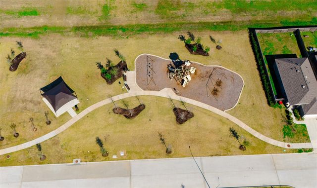 4143 Saltillo Lakes Drive, Baytown, TX 77521