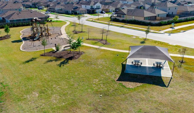 4143 Saltillo Lakes Drive, Baytown, TX 77521