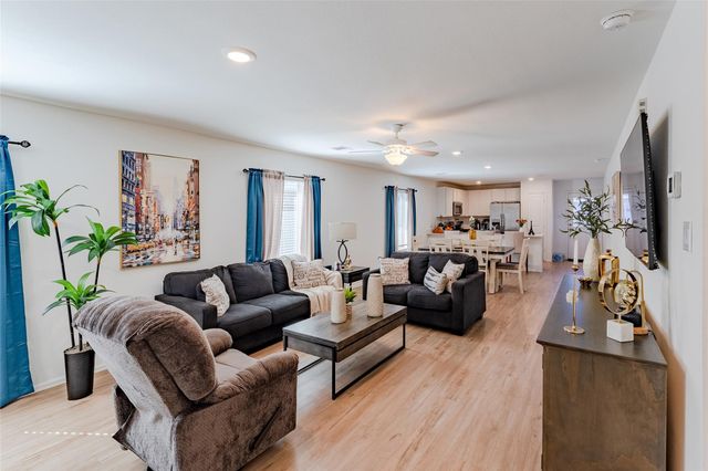 4143 Saltillo Lakes Drive, Baytown, TX 77521