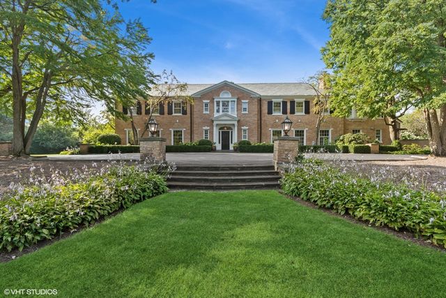 2020 Knollwood Road, Lake Forest, IL 60045
