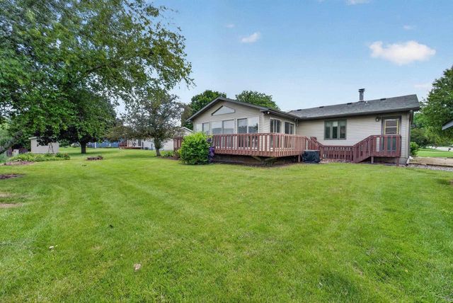 588 Washington Street, Monticello, WI 53570
