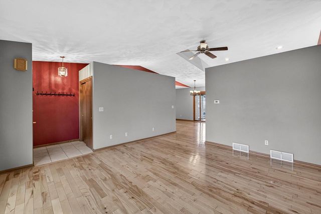 588 Washington Street, Monticello, WI 53570