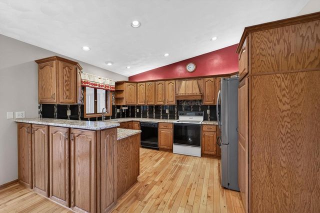 588 Washington Street, Monticello, WI 53570