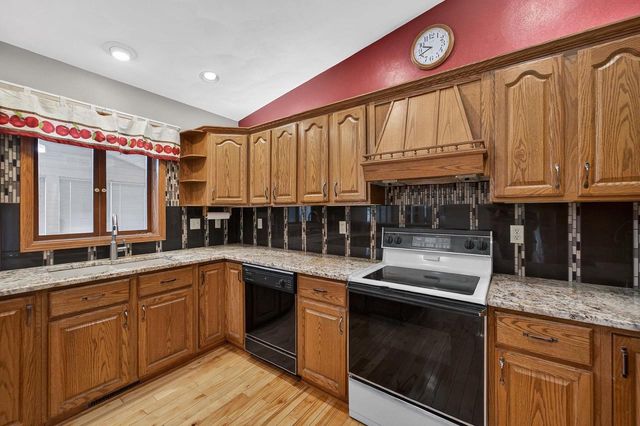 588 Washington Street, Monticello, WI 53570