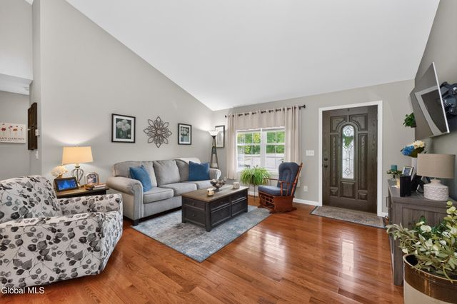 29 Quarry Circle Way, Hudson Falls, NY 12839