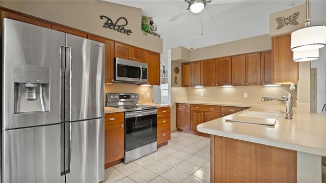 9072 WOODBREEZE BOULEVARD, Windermere, FL 34786