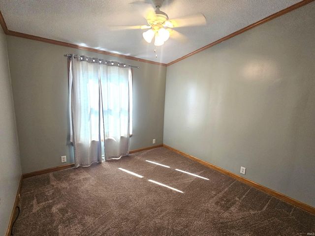 4646 W 400 N Road, Columbia City, IN 46725