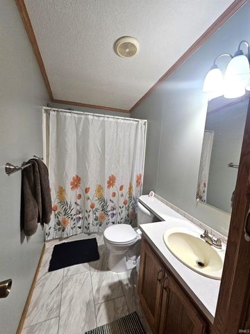 4646 W 400 N Road, Columbia City, IN 46725